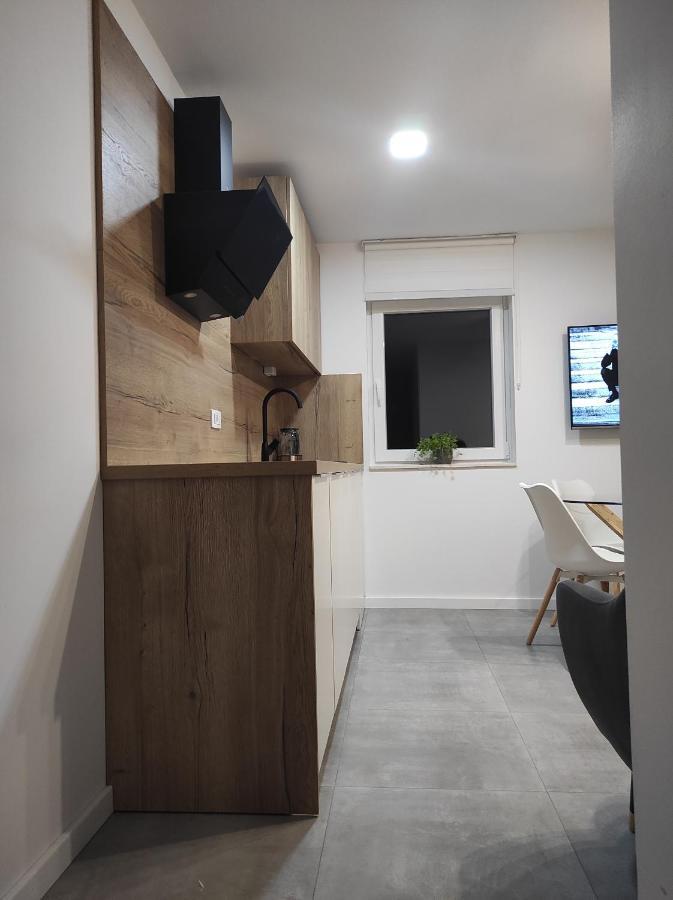 Ema Apartamento Primošten Exterior foto