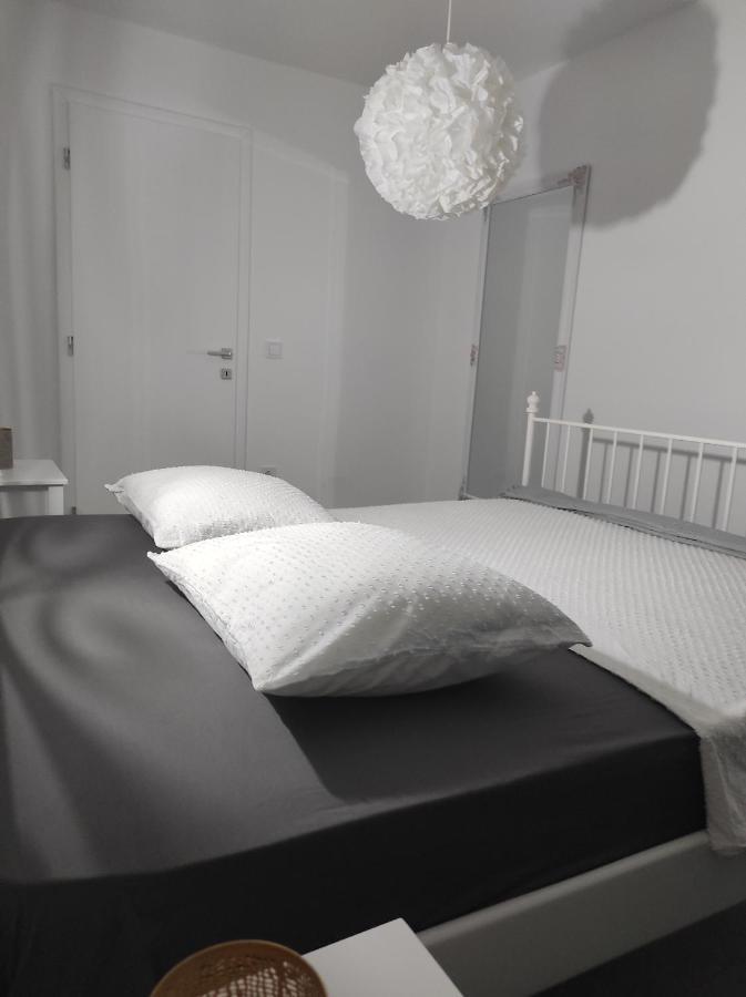 Ema Apartamento Primošten Exterior foto